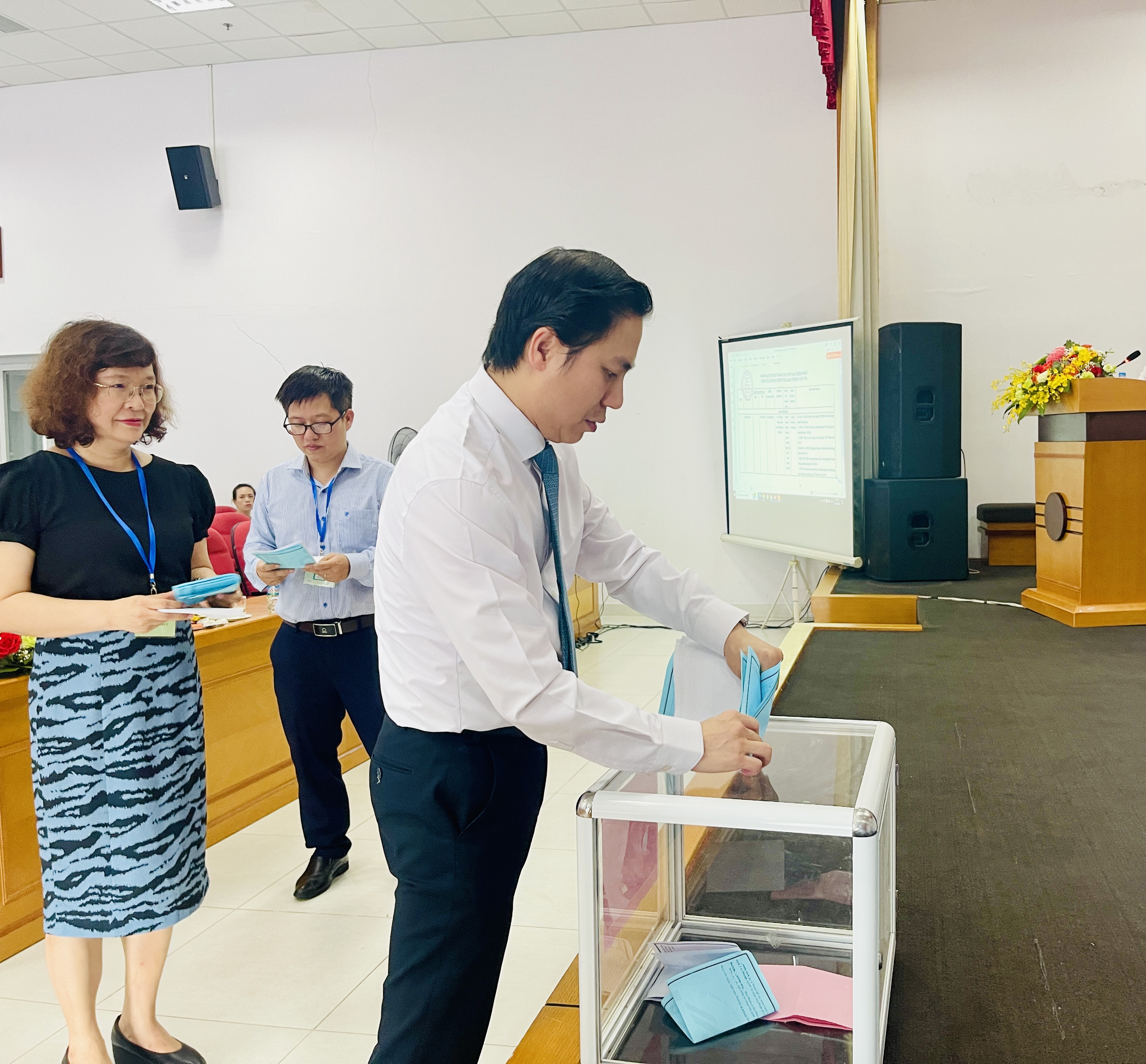 ĐẠI HỘI ĐỒNG CỔ ĐÔNG THƯỜNG NIÊN NĂM 2024 CTCP BỆNH VIỆN GIAO THÔNG VẬN TẢI THÀNH CÔNG TỐT ĐẸP