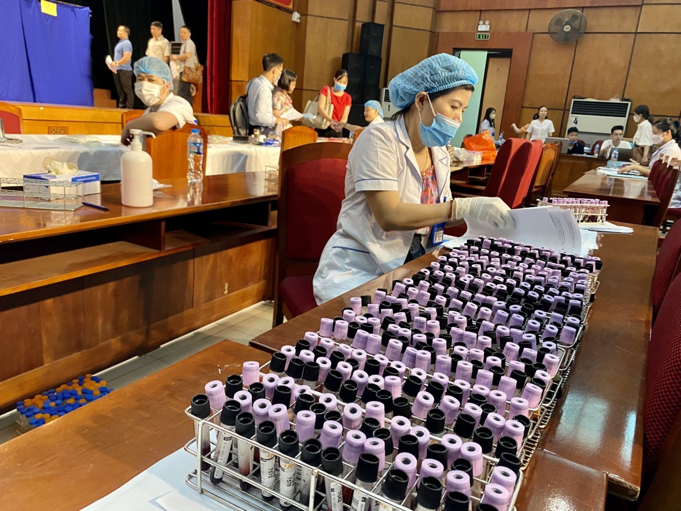 BỆNH VIỆN GIAO THÔNG VẬN TẢI KHÁM SỨC KHỎE ĐỊNH KỲ CHO CÁN BỘ GIẢNG VIÊN, NGƯỜI LAO ĐỘNG TRƯỜNG ĐẠI HỌC GIAO THÔNG VẬN TẢI