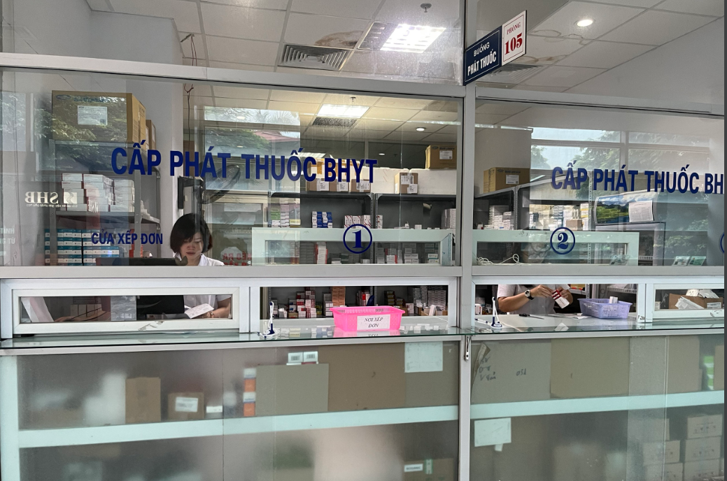 KHOA DƯỢC - BỆNH VIỆN GIAO THÔNG VẬN TẢI