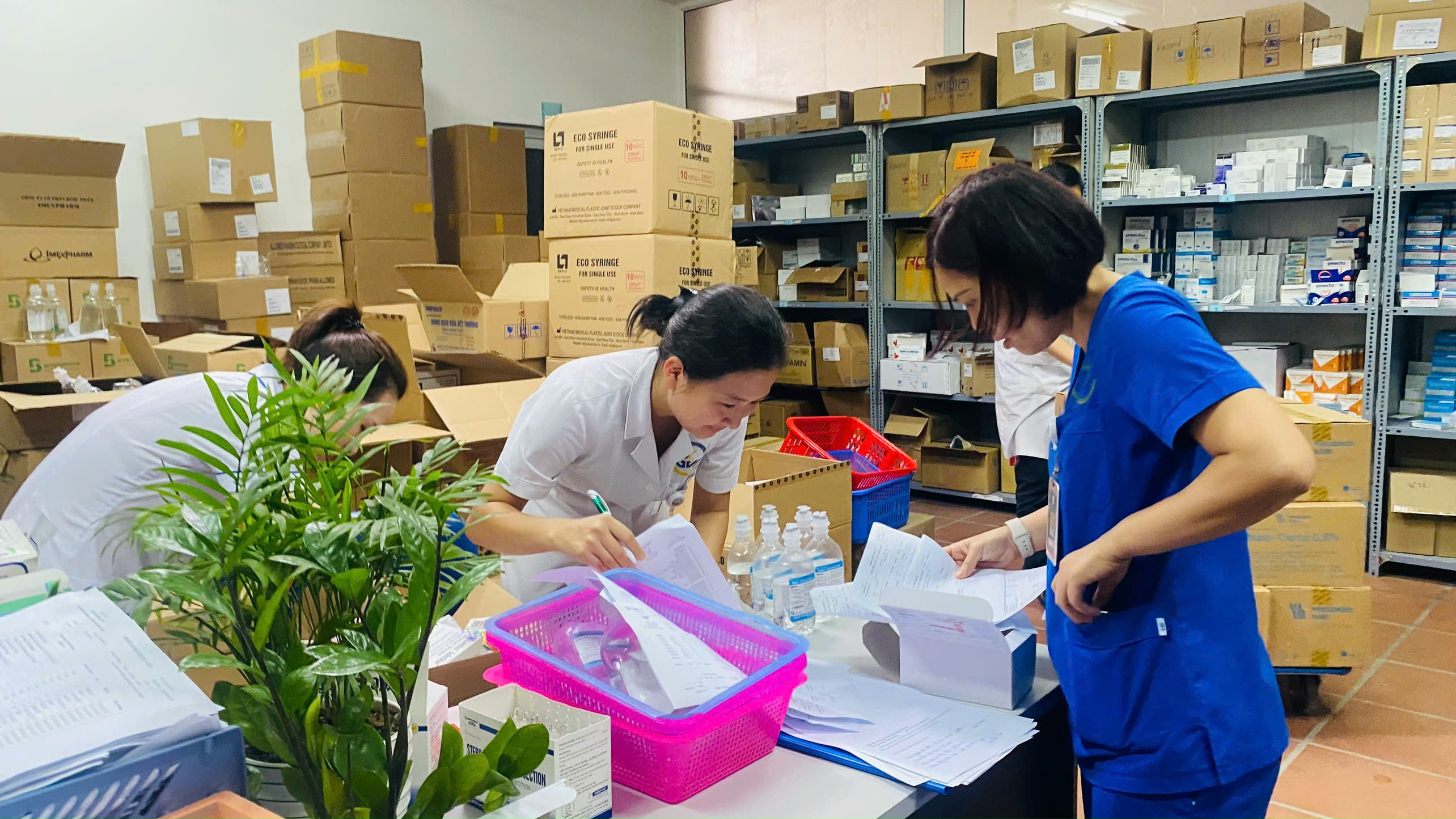 KHOA DƯỢC - BỆNH VIỆN GIAO THÔNG VẬN TẢI