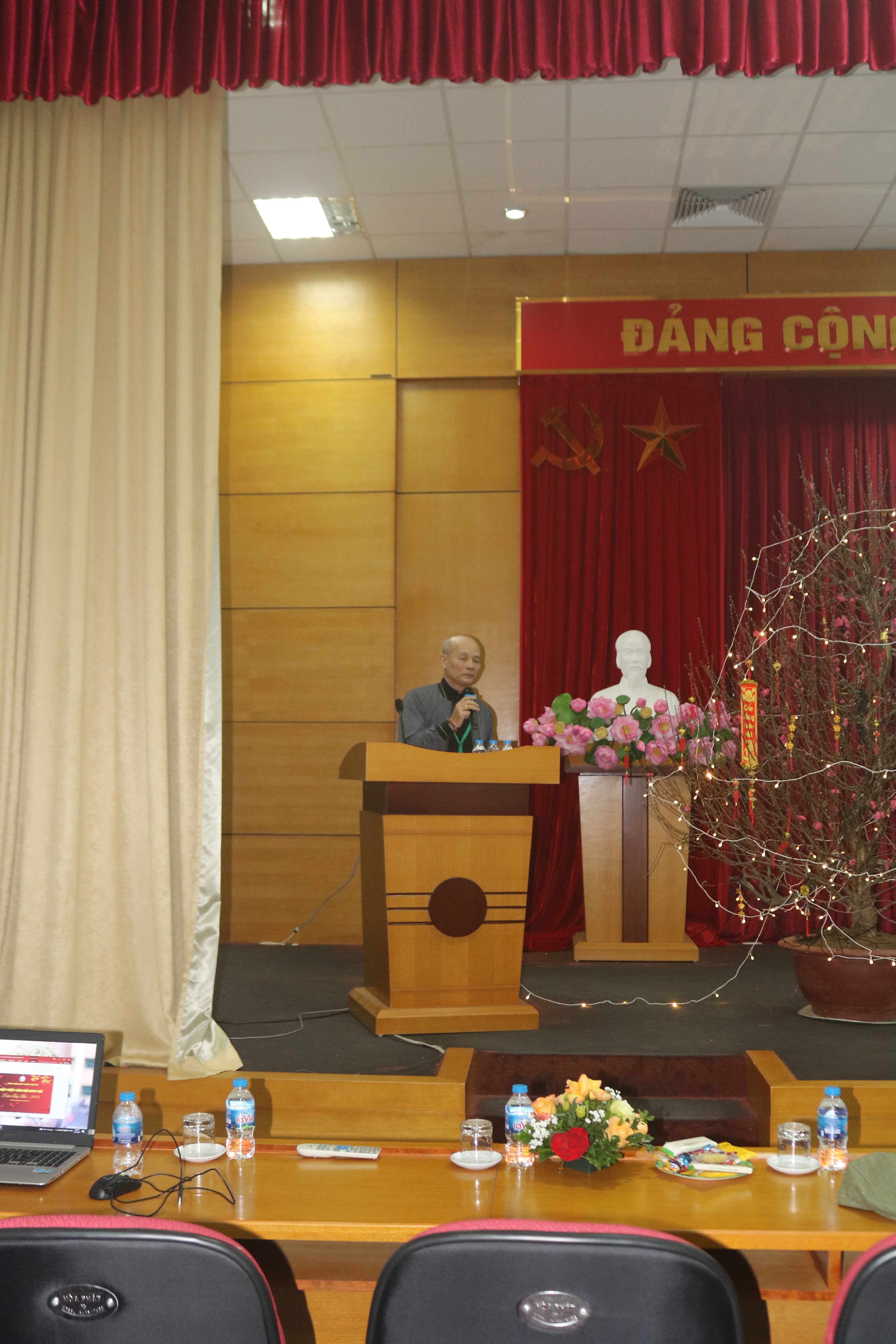 BỆNH VIỆN GIAO THÔNG VẬN TẢI TỔ CHỨC HỌP MẶT CÁN BỘ HƯU TRÍ QUA CÁC THỜI KỲ NHÂN DỊP XUÂN QUÝ MÃO 2023