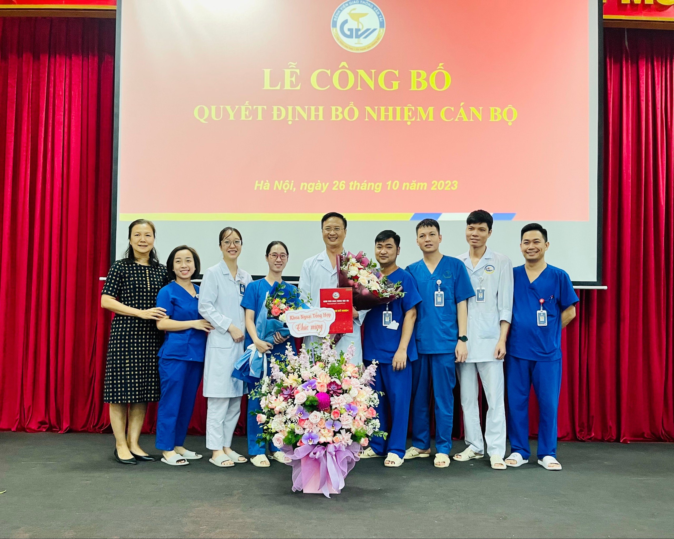 Bệnh viện Giao thông vận tải công bố và trao các quyết định bổ nhiệm nhân sự