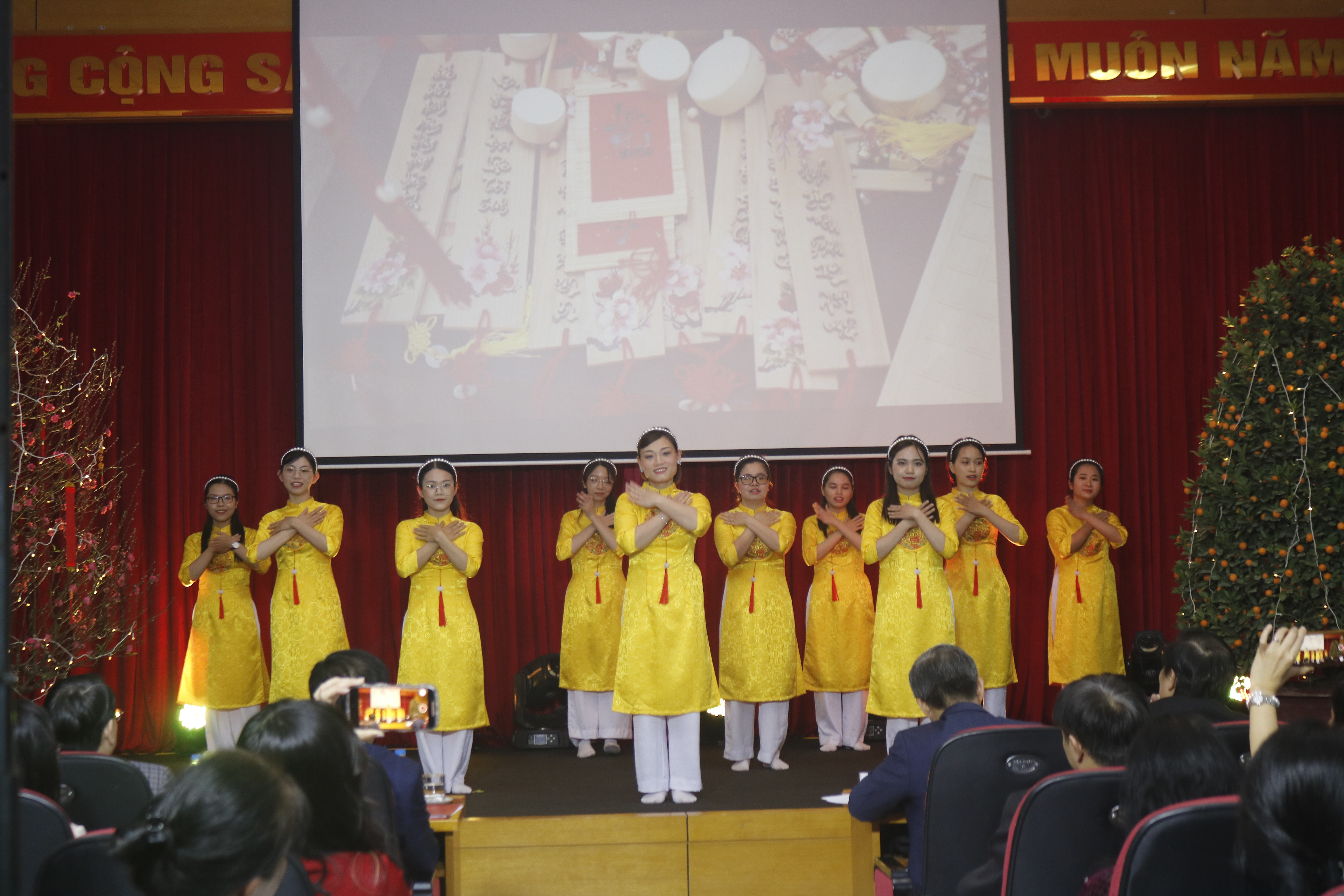 BỆNH VIỆN GIAO THÔNG VẬN TẢI TỔ CHỨC HỘI NGHỊ TỔNG KẾT CÔNG TÁC BỆNH VIỆN NĂM 2022 VÀ TRIỂN KHAI KẾ HOẠCH, NHIỆM VỤ NĂM 2023