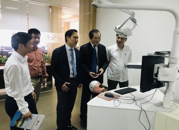 Bệnh viện Giao thông vận tải ký kết hợp tác đào tạo thực hành với Trường Đại học Kinh doanh và Công nghệ Hà Nội