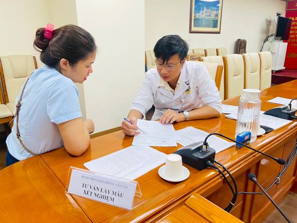 Bệnh viện Giao thông vận tải đồng hành cùng Ngân hàng Vietinbank – Chi nhánh Ba Đình chăm sóc sức khỏe cho cán bộ nhân viên