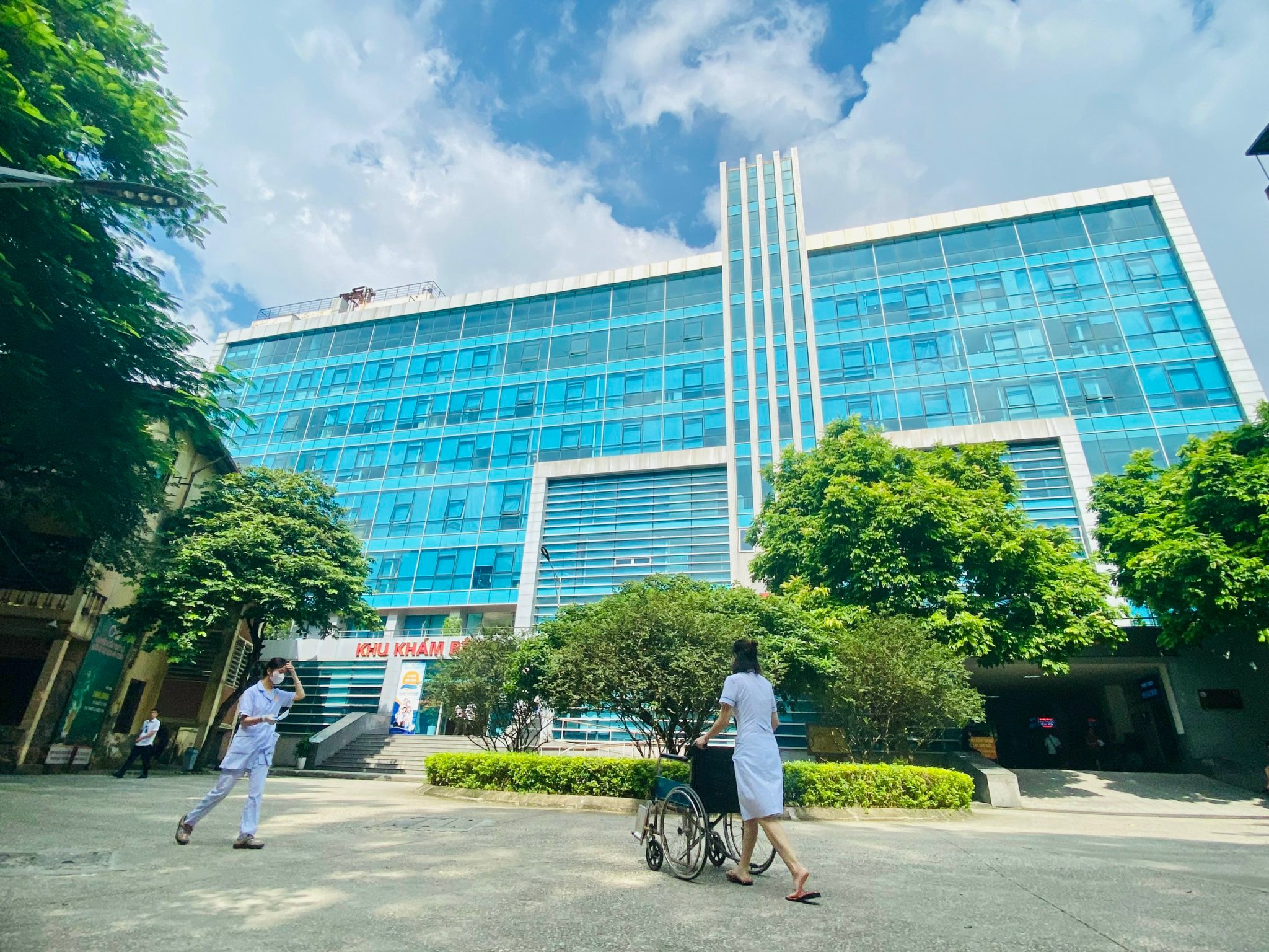 Bệnh viện Giao thông vận tải đồng hành cùng Ngân hàng Vietinbank – Chi nhánh Ba Đình chăm sóc sức khỏe cho cán bộ nhân viên