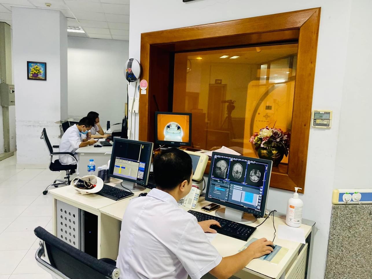 Bệnh viện Giao thông vận tải đồng hành cùng Ngân hàng Vietinbank – Chi nhánh Ba Đình chăm sóc sức khỏe cho cán bộ nhân viên