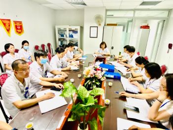 NỖ LỰC NÂNG CAO CHẤT LƯỢNG XÉT NGHIỆM  PHỤC VỤ NGƯỜI BỆNH